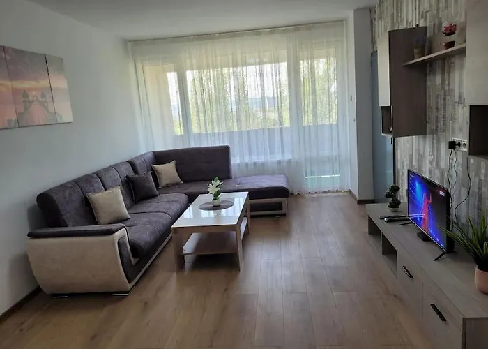 아파트 Ap.mihalevi 2bedrooms,living And Kitchen *